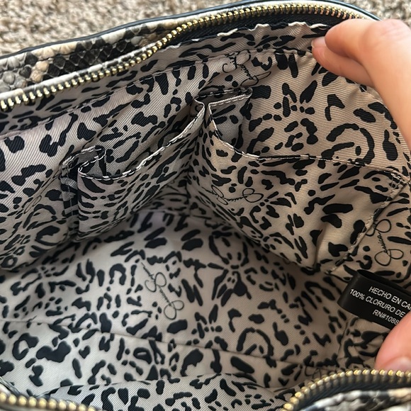Jessica Simpson crossbody purse python / snake / reptile print - NEW WITH TAGS - Picture 5 of 6
